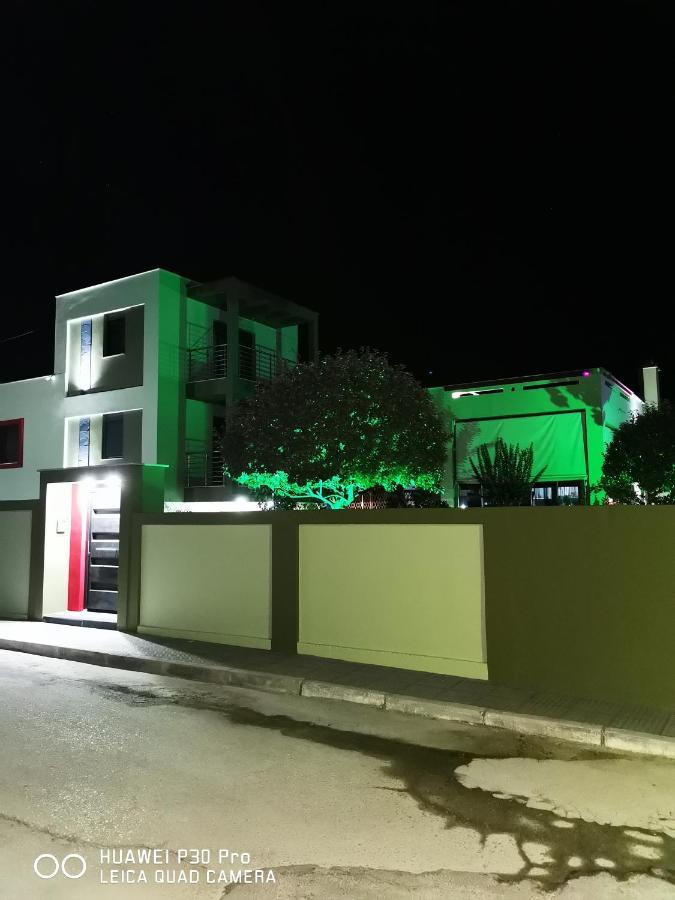 Pall'S Minimal Apartment Néa Péramos Εξωτερικό φωτογραφία