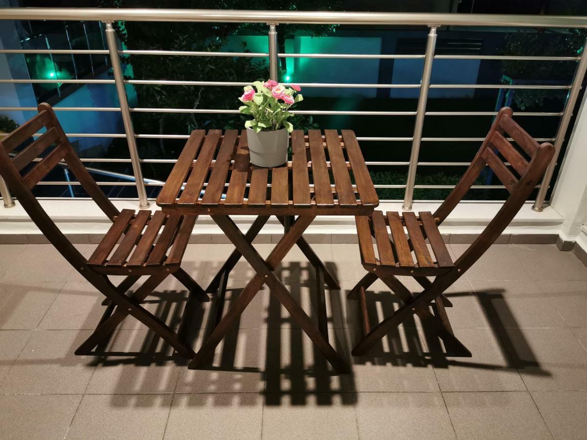 Pall'S Minimal Apartment Néa Péramos Εξωτερικό φωτογραφία