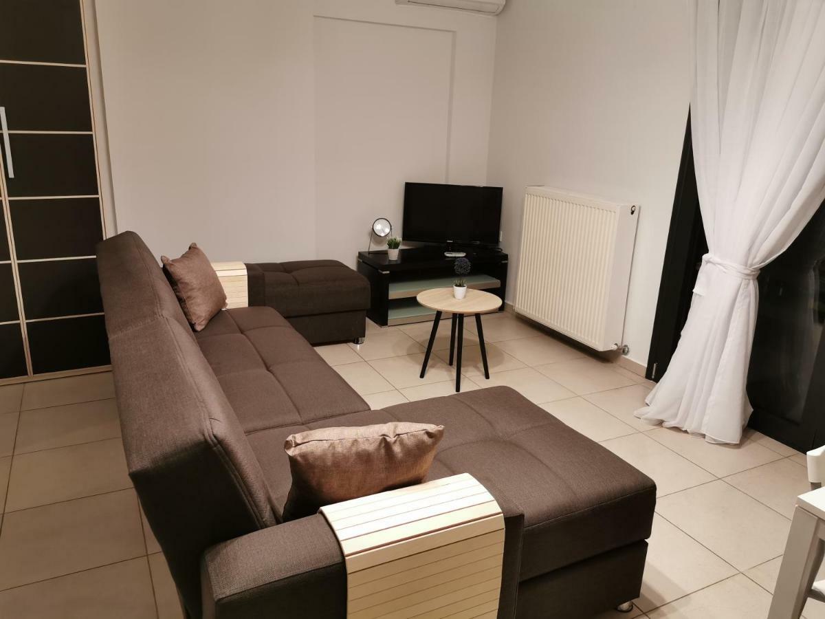 Pall'S Minimal Apartment Néa Péramos Εξωτερικό φωτογραφία