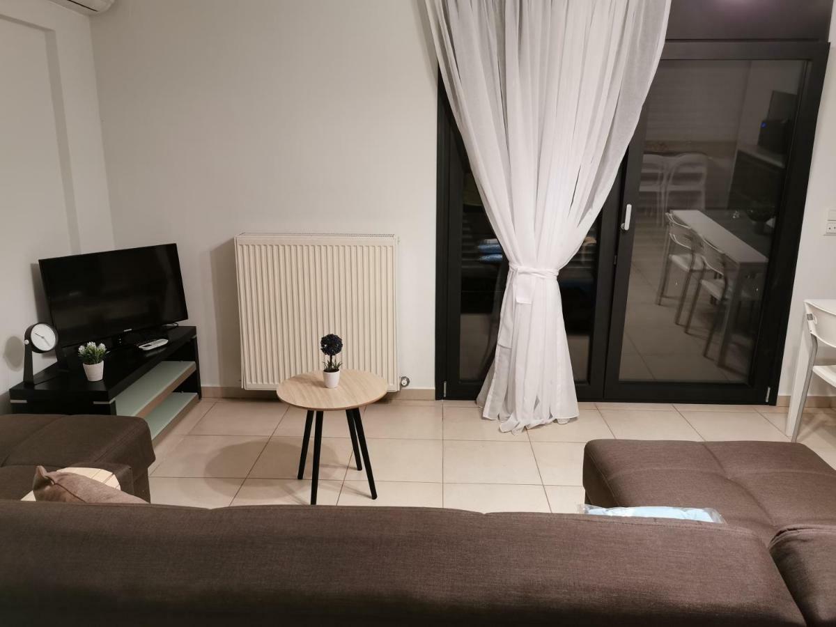Pall'S Minimal Apartment Néa Péramos Εξωτερικό φωτογραφία